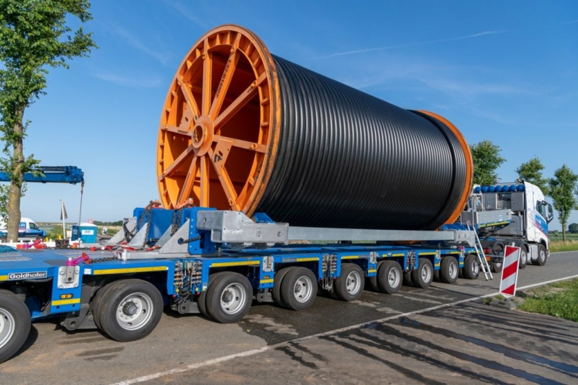 Erdkabel-Transport.jpg