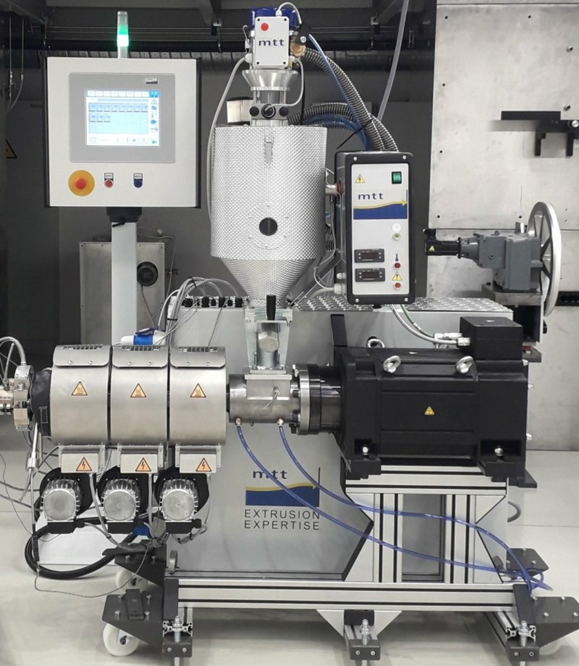 Extrusion-Copyright-MTT.jpg