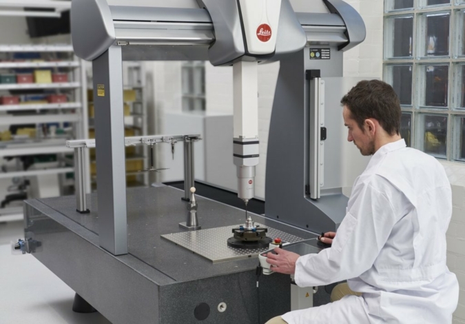 Measuring-bench.jpg