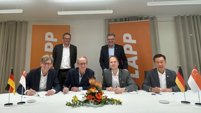 Vertragsunterzeichnung-JJ-Lapp-Copyright-Lapp.jpg