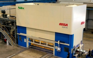 16000-t-Presse.jpg