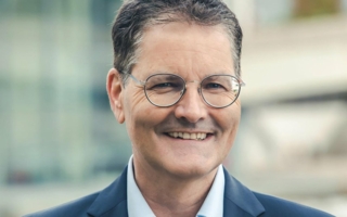 Adrian-Willig-VDI-Direktor.jpg