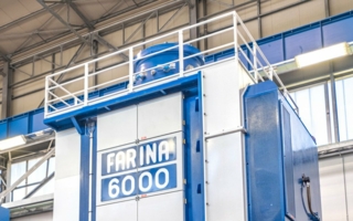6000t-starke-Presse-von-Farina.jpg