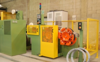 Semi-automatic-rewinding-line.jpg