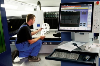 SchagesPraeziserLaser3.jpg