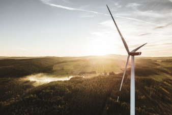 Gruener-Strom-Windkraft.jpg