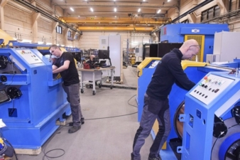 Drahtziehmaschinen-Produktion.jpg