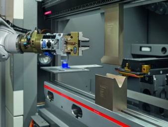 Investition-in-LIP-Automation-.jpg
