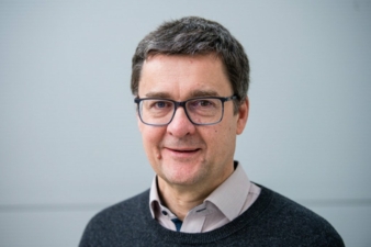 Andreas-Schuetze-Prof.jpg