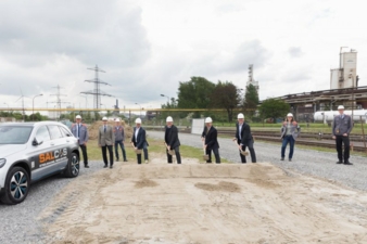 Spatenstich.jpg