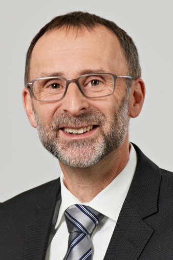 Ralf-Reines.jpg