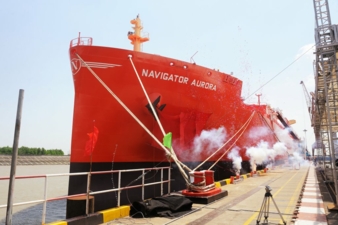 Navigator-Aurora.jpg